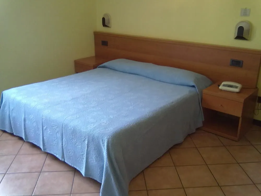 Residence Vezzoli Boario Terme 3*,